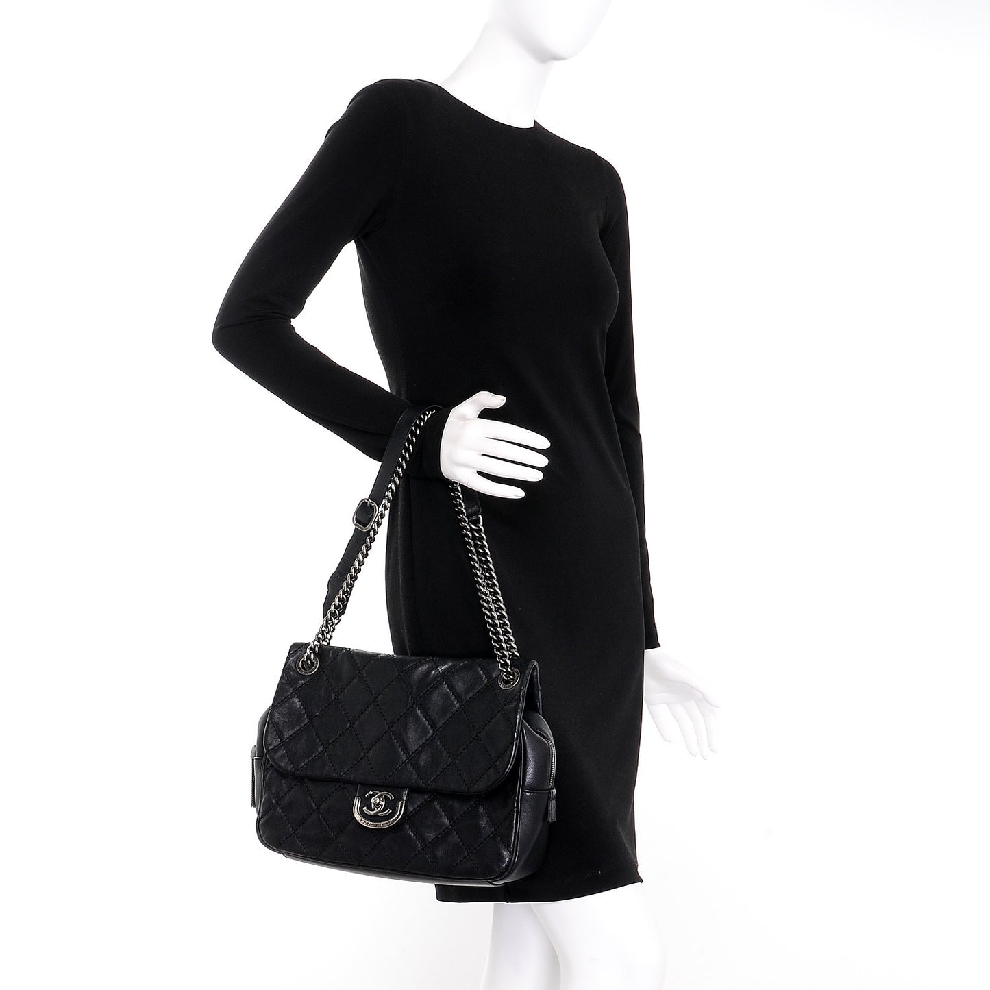 Calfskin Quilted Jumbo Coco Sporran Flap Black