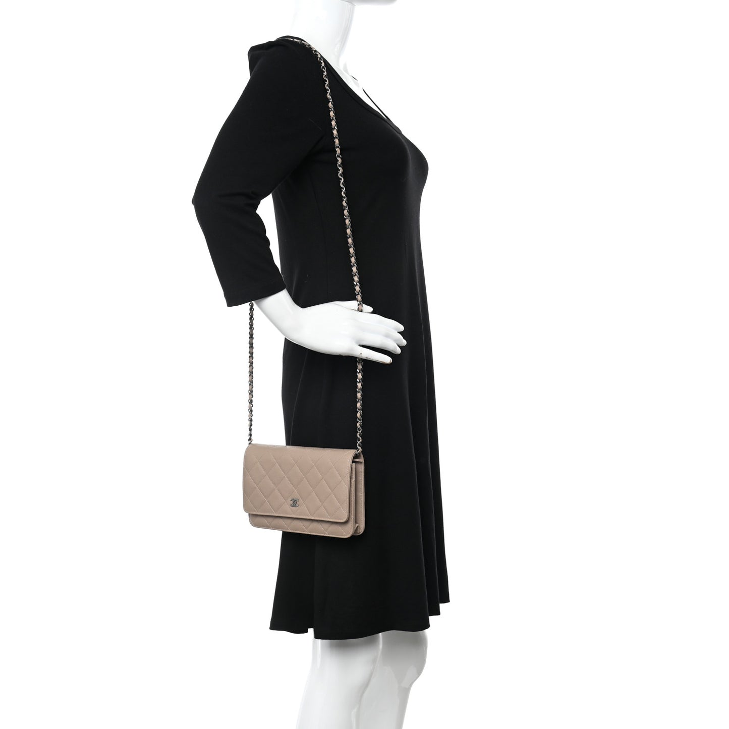 Caviar Quilted Wallet On Chain WOC Beige
