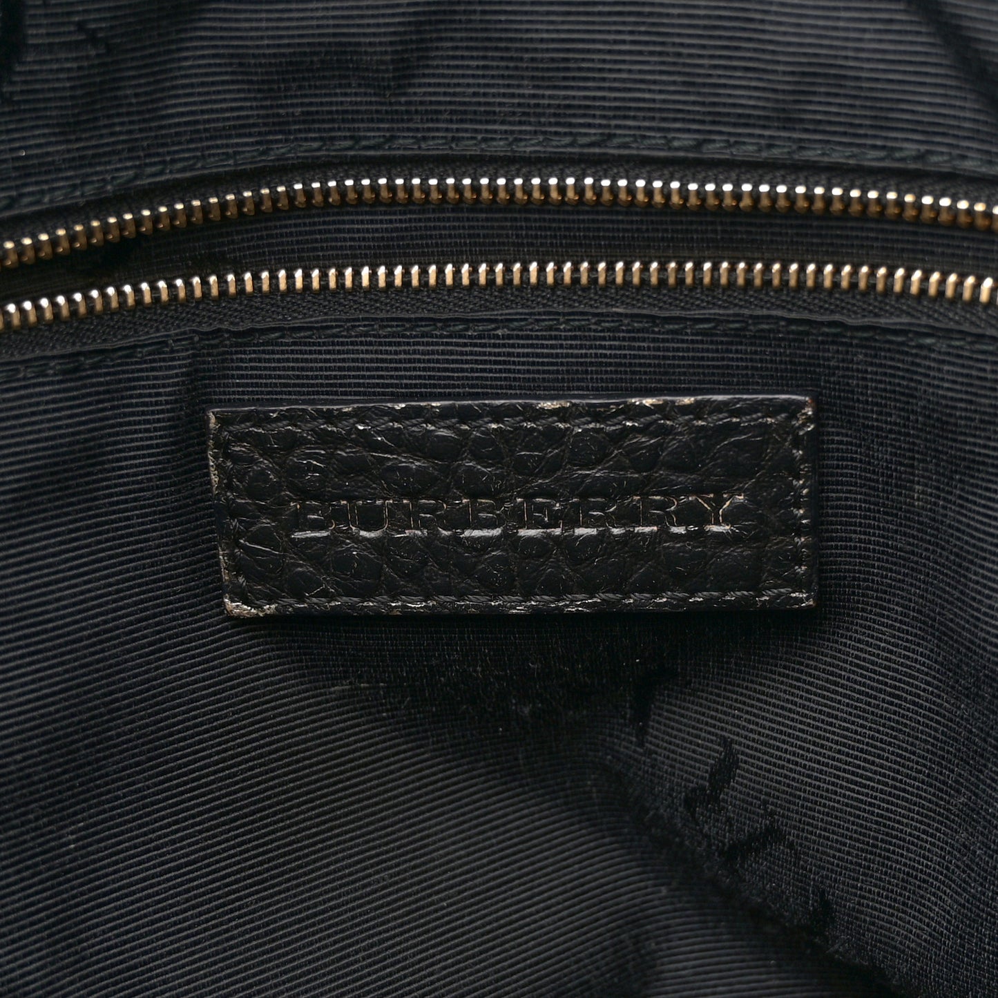 Gradient Metallic Signature Grain Medium Dewsbury Tote Black Gold
