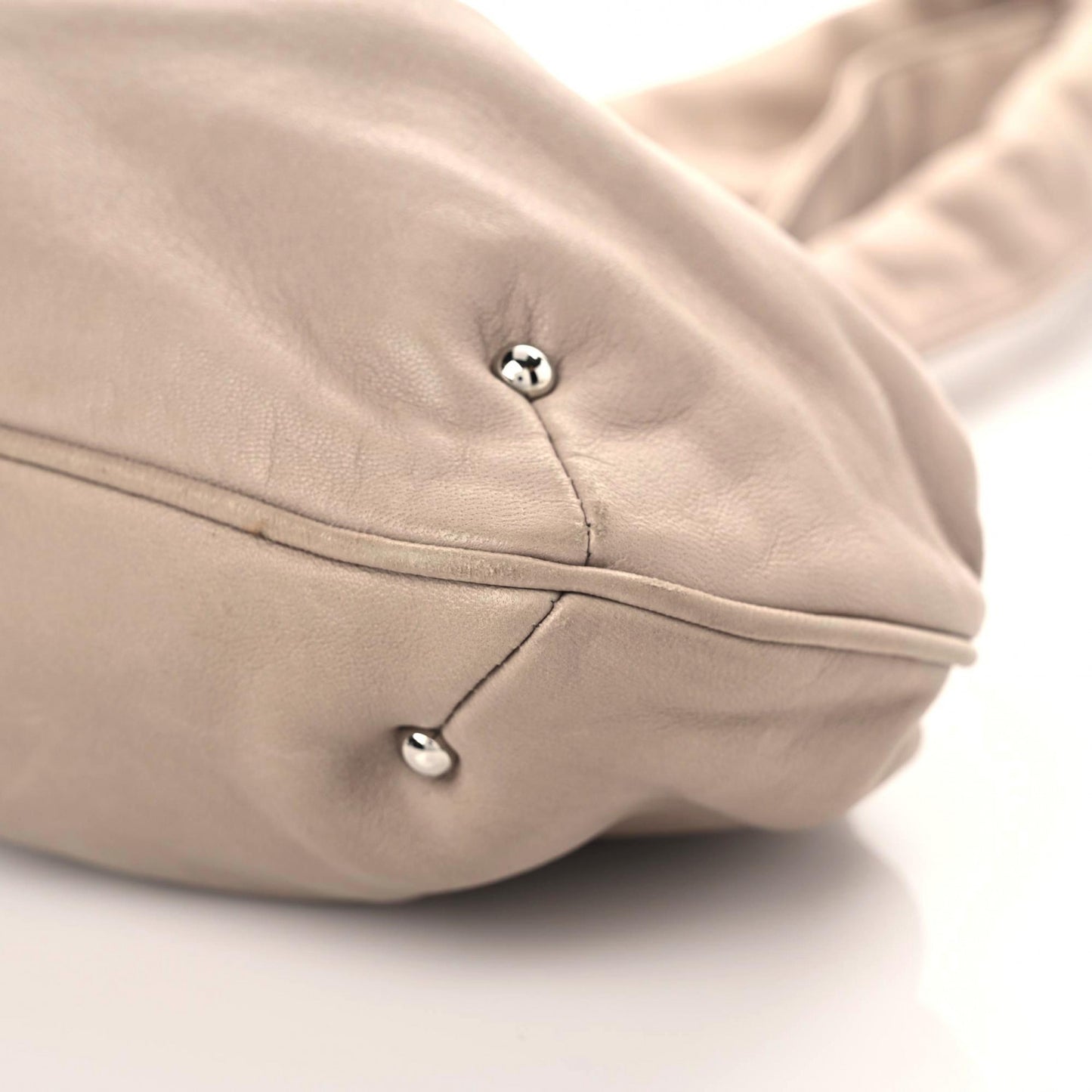 Lambskin Timeless Kiss Lock Shoulder Bag Beige