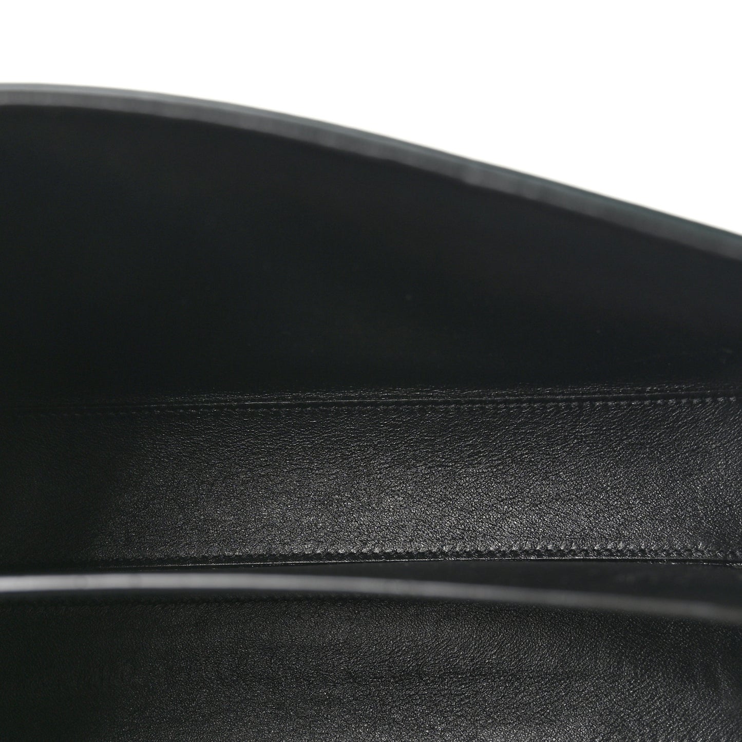 Grain de Poudre Medium Classic Monogram Cassandra Top Handle Vert Fonce