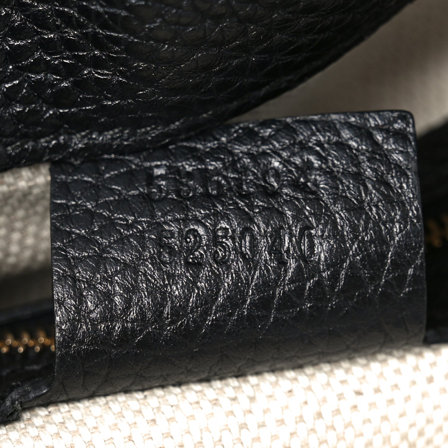 Pebbled Calfskin Large Soho Hobo Black