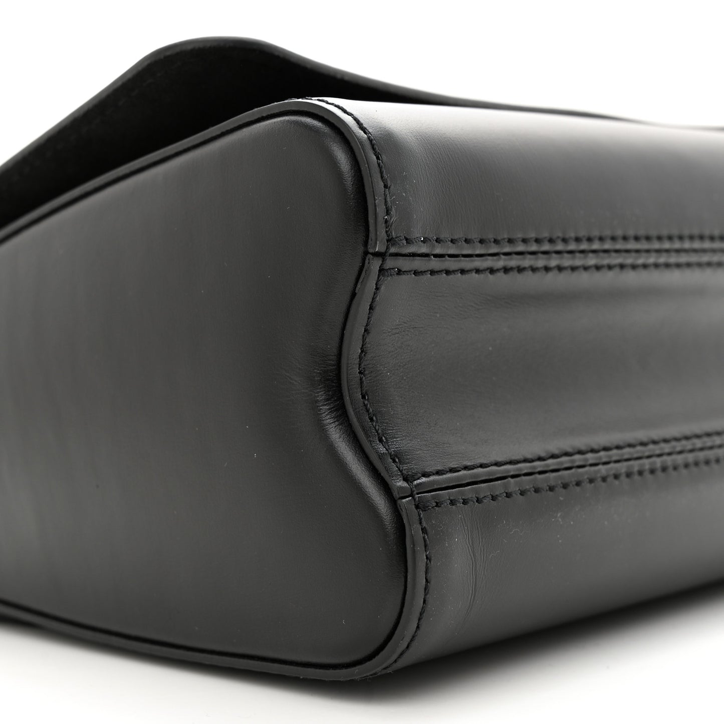 Calfskin Monogram Blossom Twist MM Black