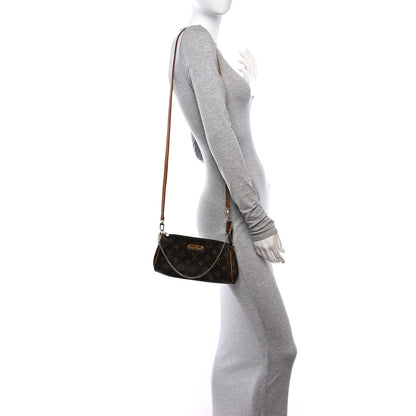 Louis Vuitton Monogram Eva Clutch 3 of 14