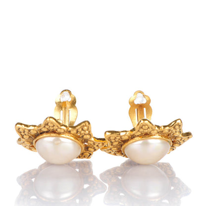 Chanel Pearl Clip On Earrings Gold 3 of 5