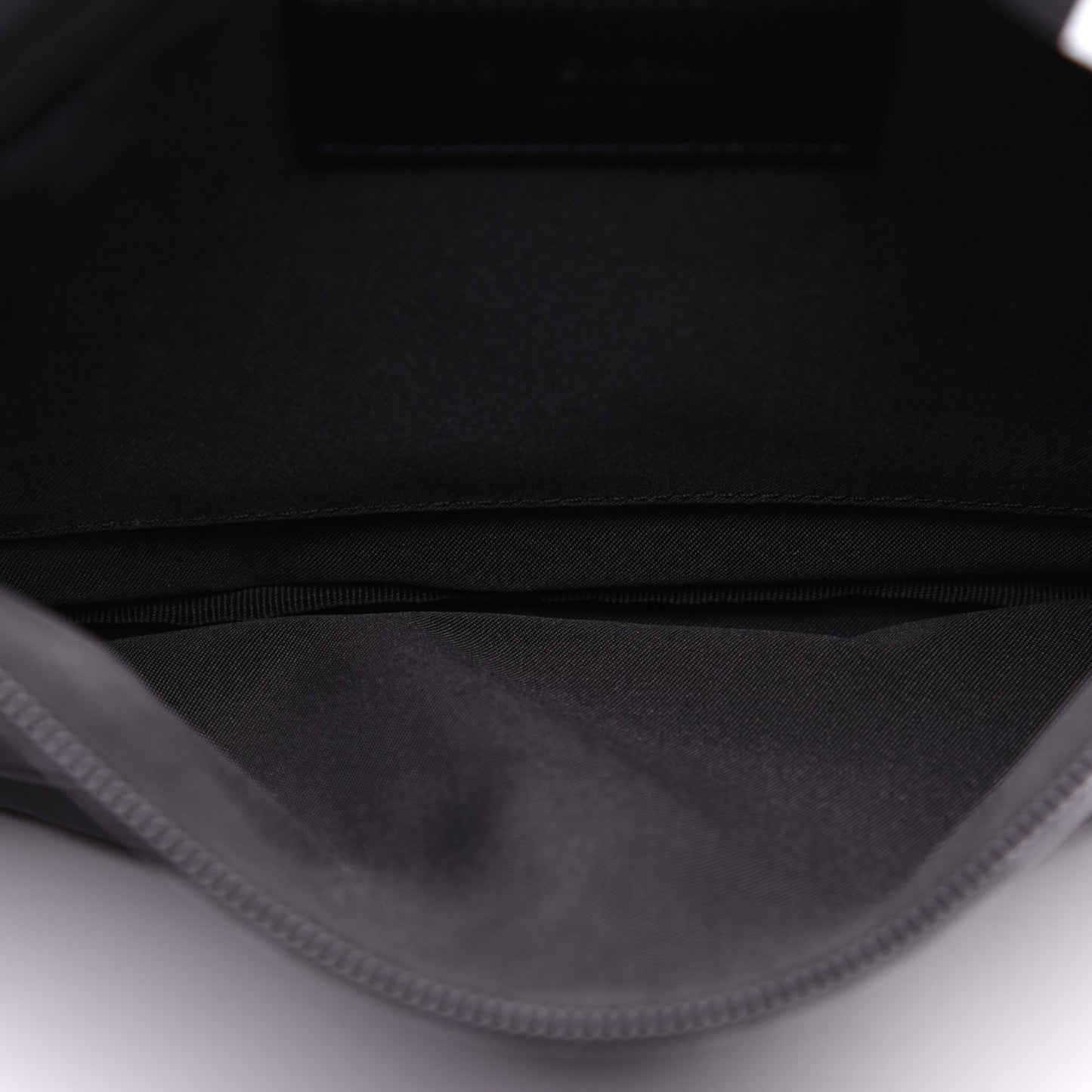 Nylon Spectre Messenger Black