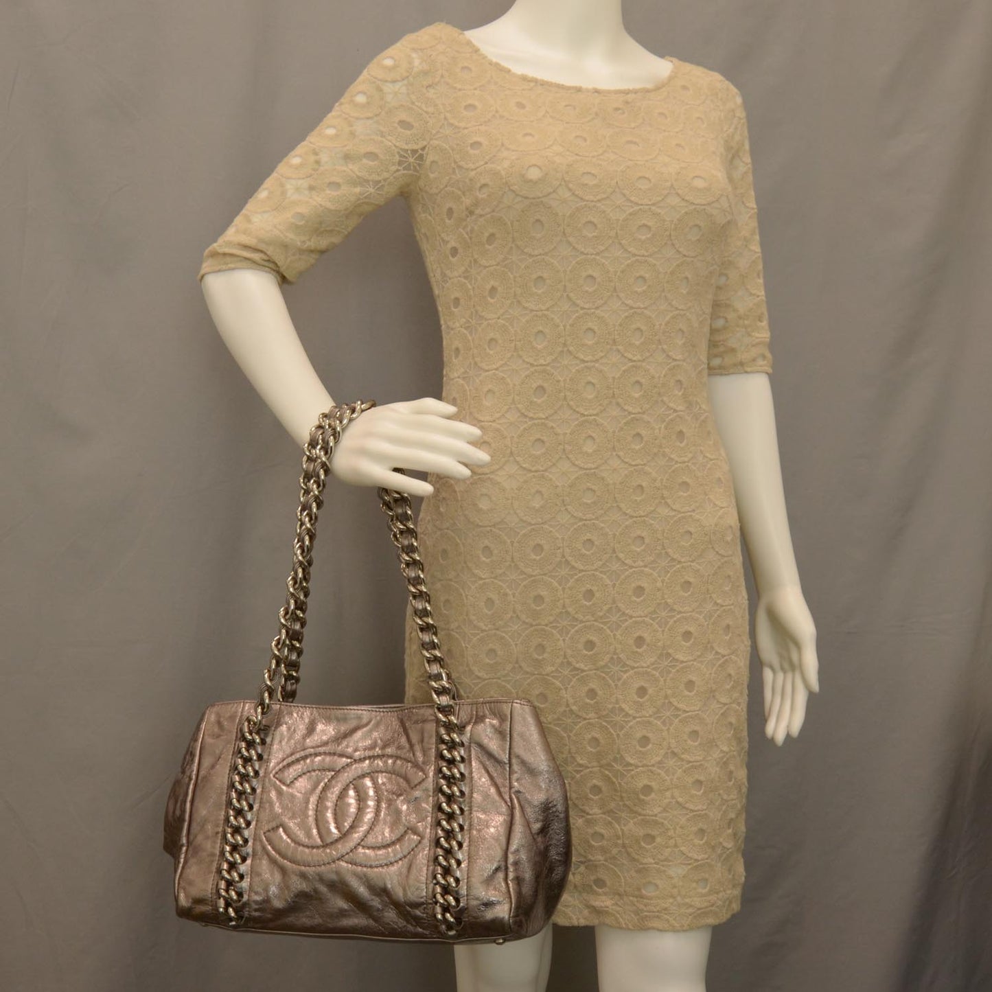 Leather Modern Chain Tote Metallic