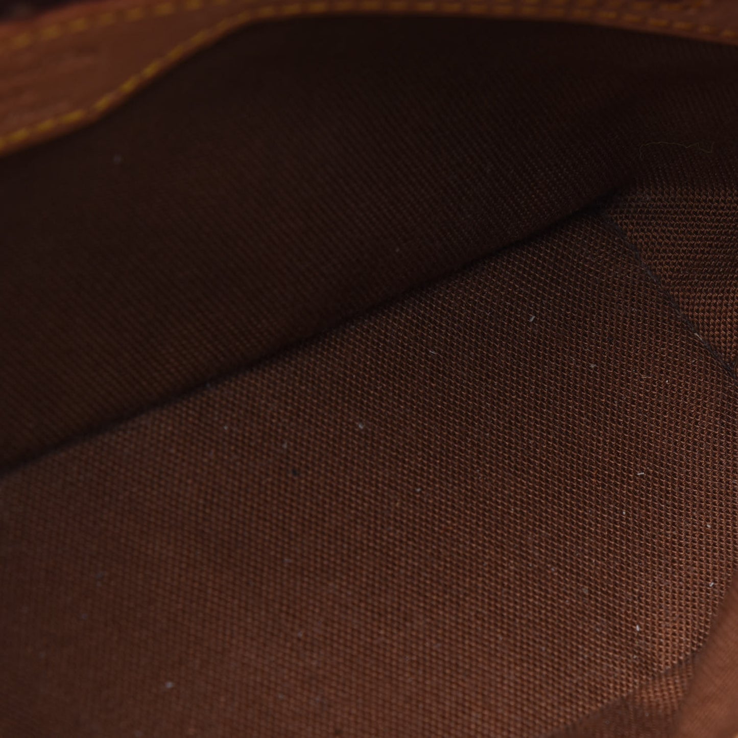 Monogram Trotteur