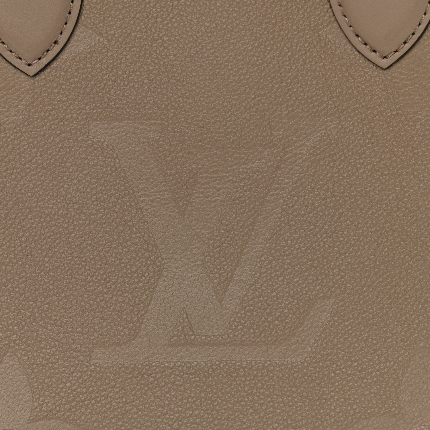 Louis Vuitton Empreinte Monogram Giant Onthego MM Tourterelle 7 of 13