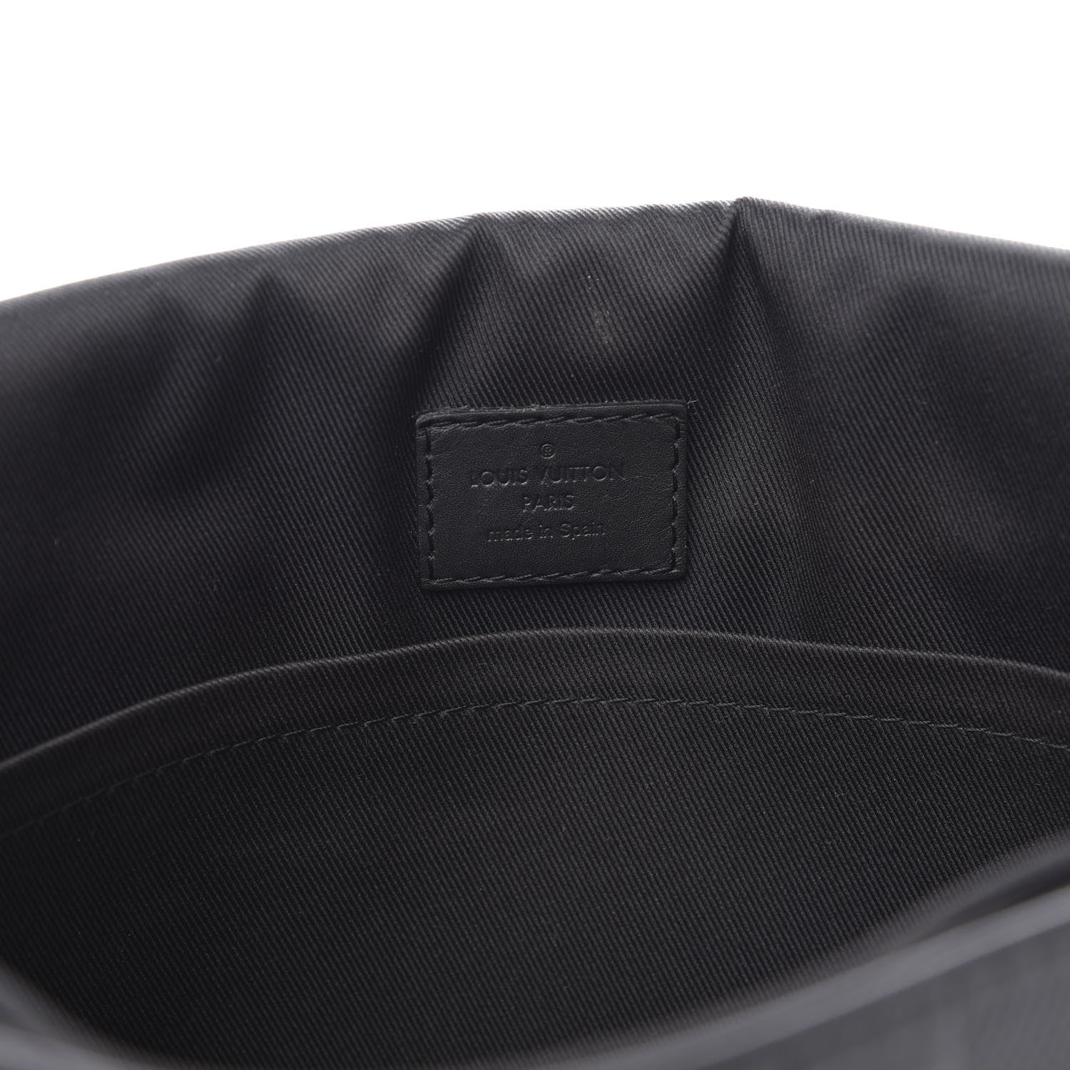 Louis Vuitton Damier Infini District PM Onyx 5 of 12
