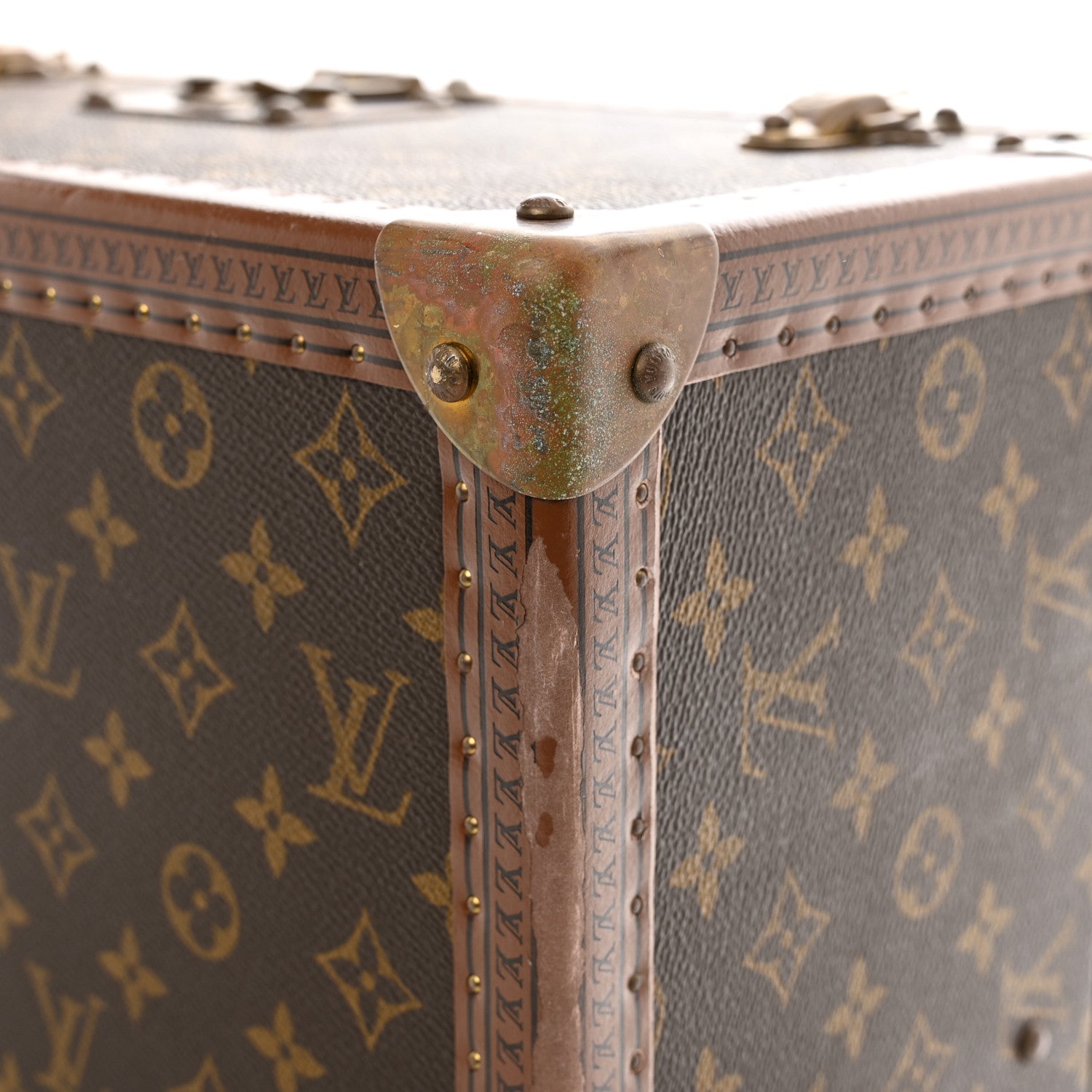 Louis Vuitton Monogram Boite Bouteilles et Glace Beauty Train Case 9 of 11