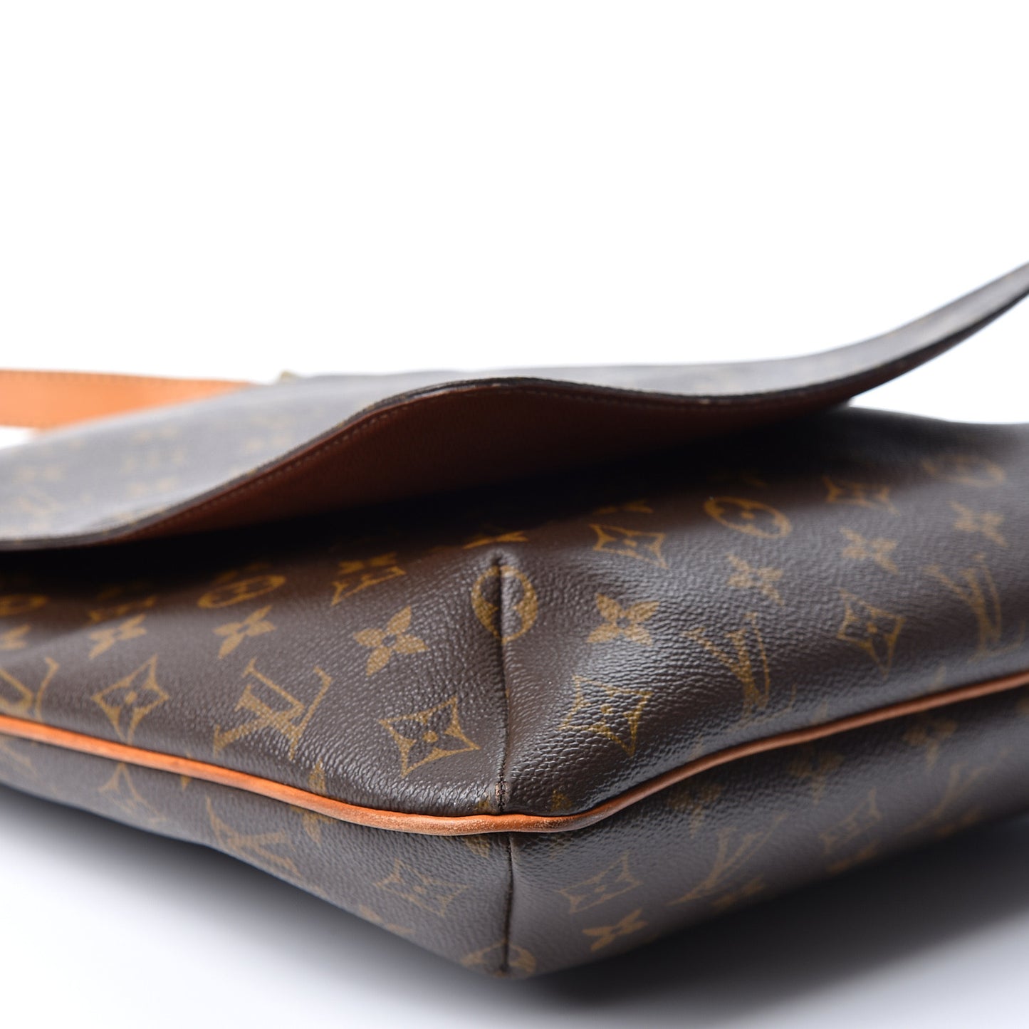 Monogram Musette GM