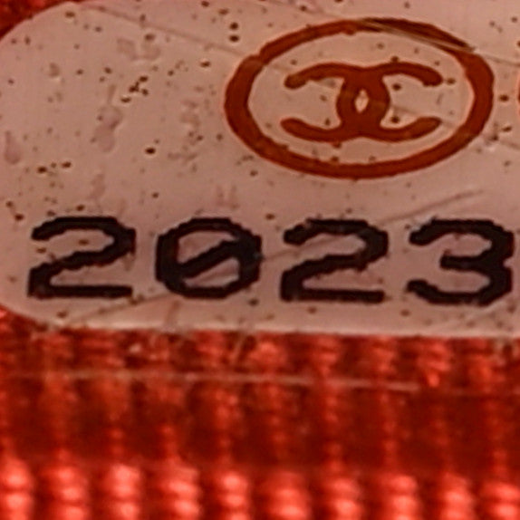 Caviar Quilted Wallet on Chain WOC Red