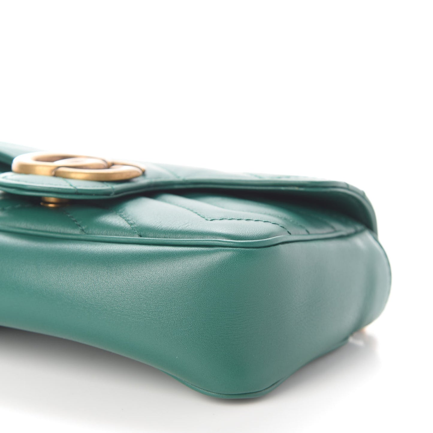 Calfskin Matelasse Super Mini GG Marmont Shoulder Bag Emerald Green