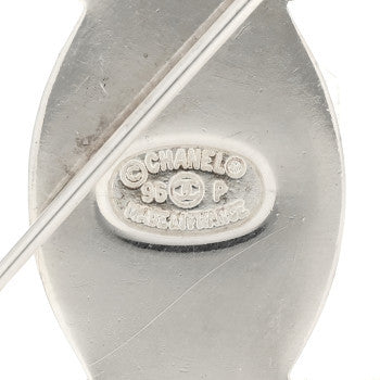 CC Turnlock Brooch Silver
