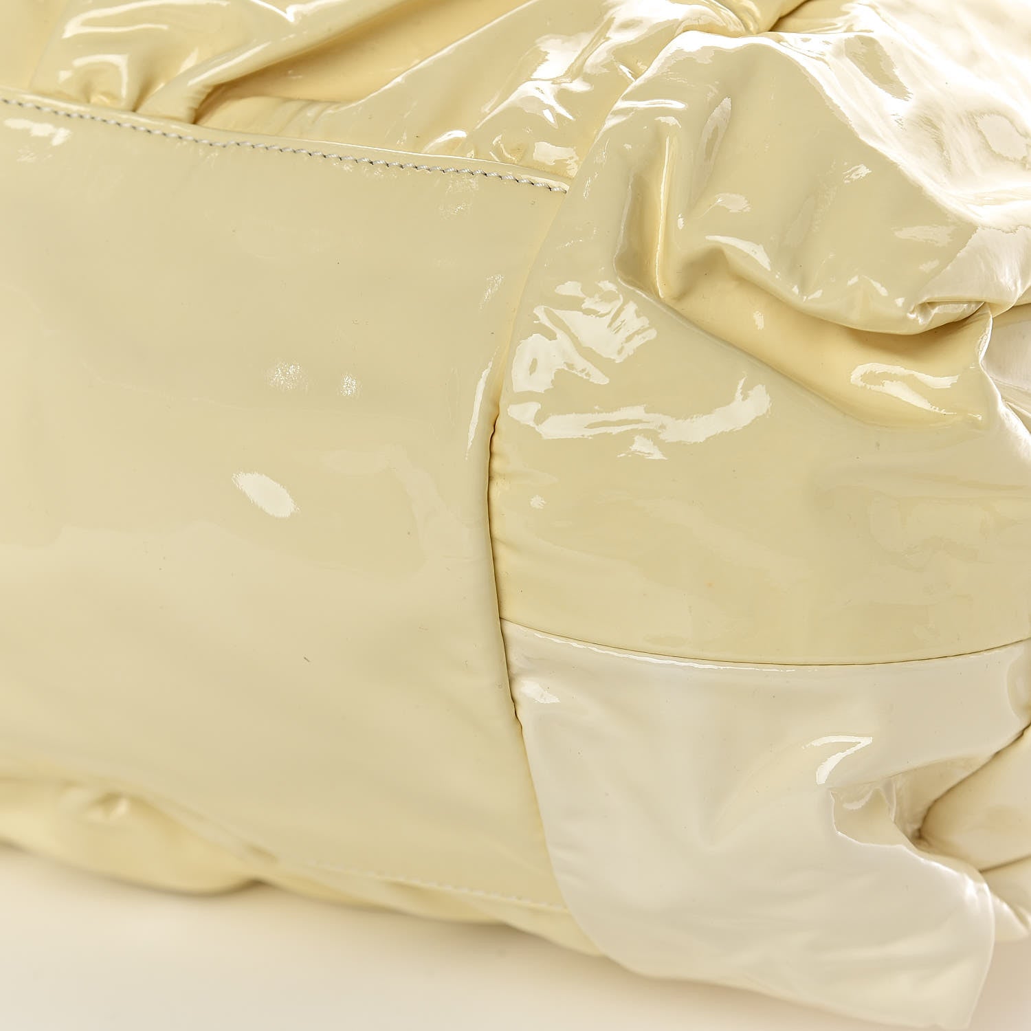 Gucci Patent Large Hysteria Ivory 12 of 13