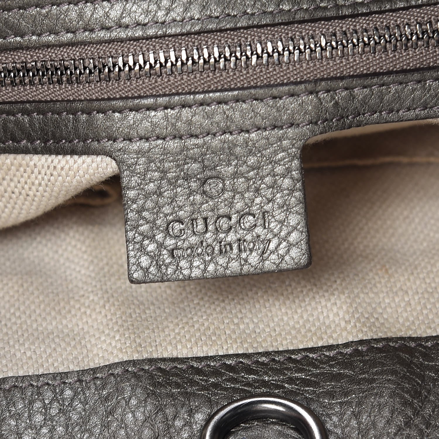 Gucci Metallic Pebbled Calfskin Medium Soho Chain Shoulder Bag Sasso 7 of 22
