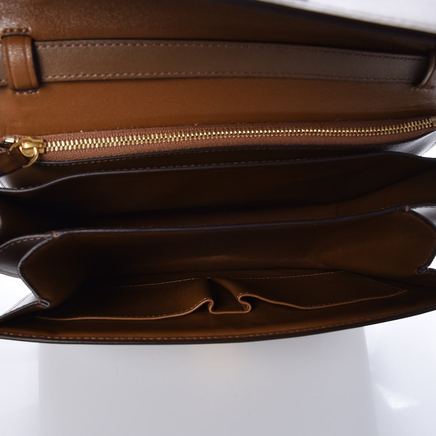 Box Calfskin Medium Classic Box Flap Bag Camel