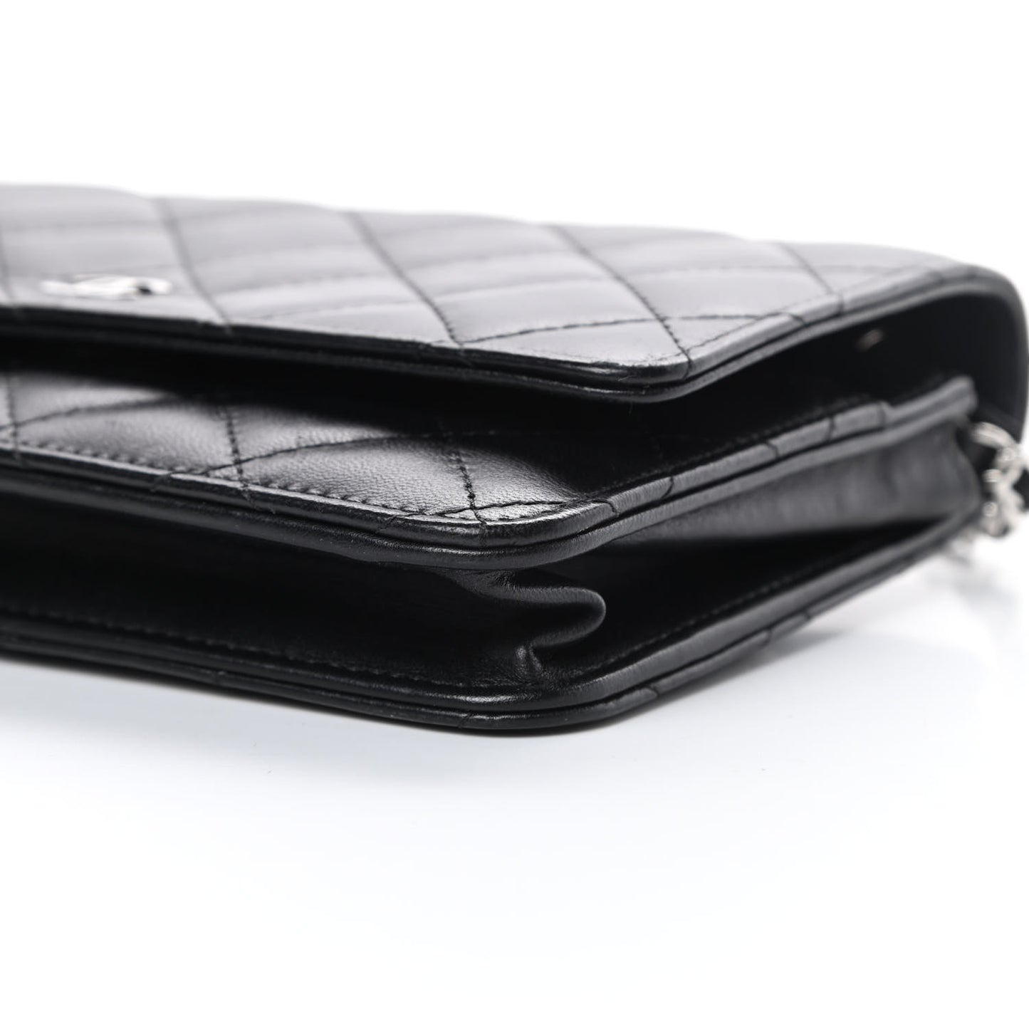 Lambskin Quilted Wallet On Chain WOC Black