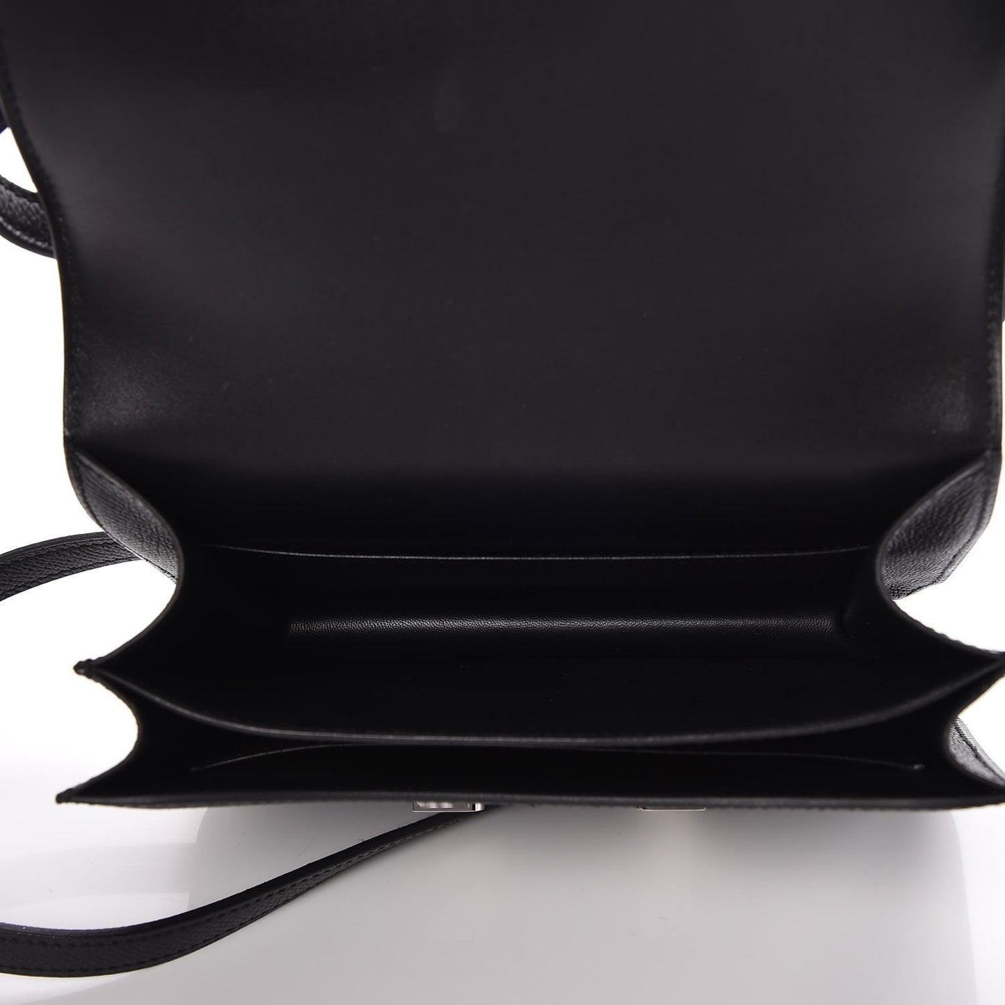 Epsom Constance 18 Black