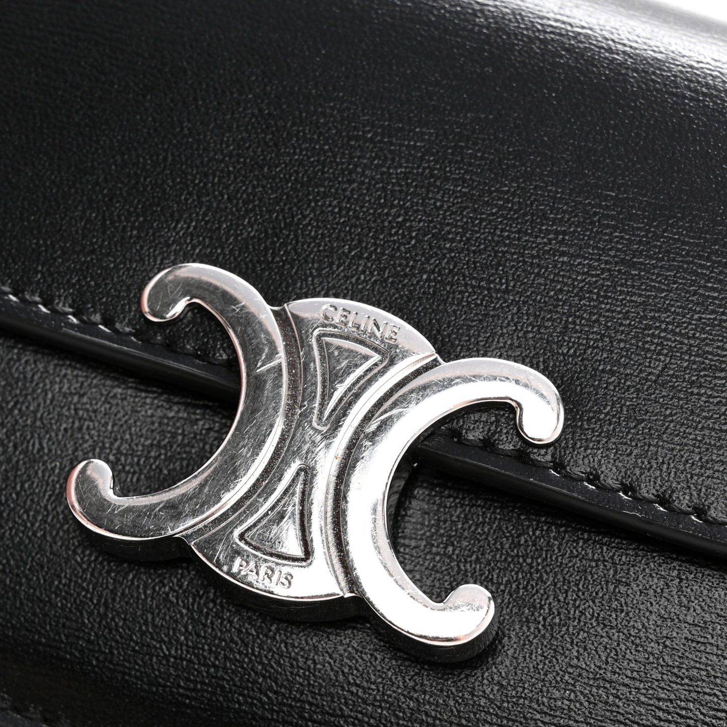 Shiny Calfskin Triomphe Flap Card Holder Black