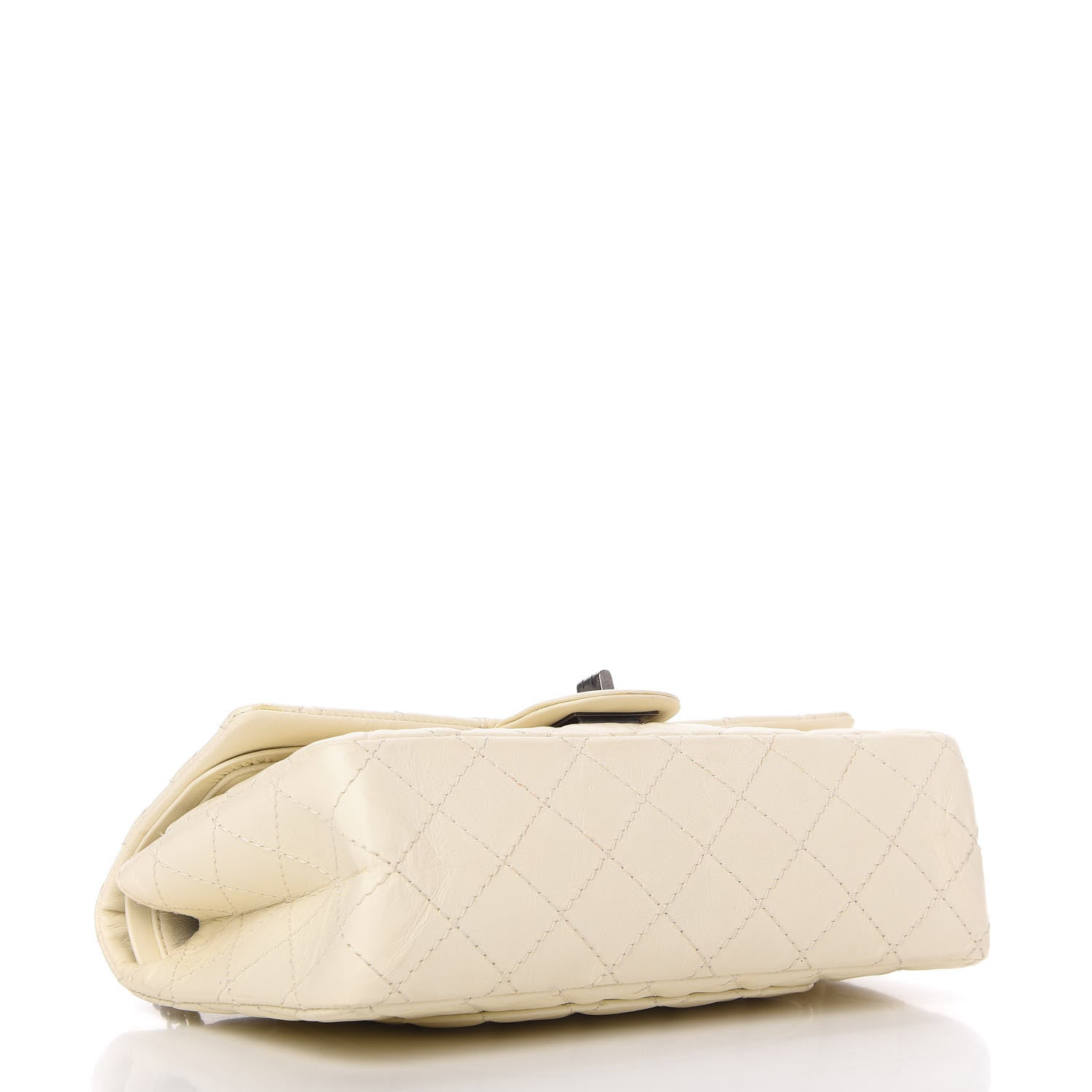 Chanel Aged Calfskin Quilted 2.55 Reissue 225 Flap White 4 of 10