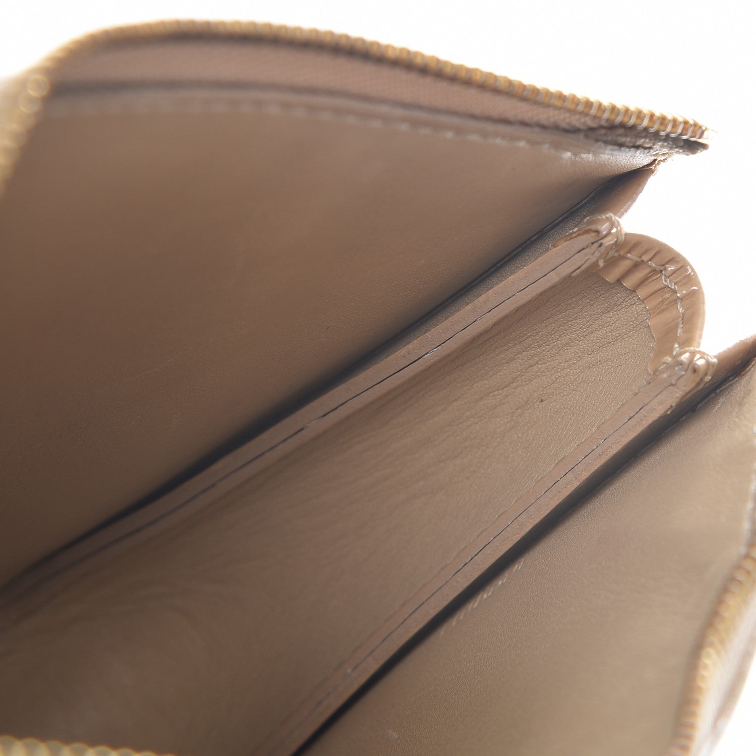 Louis Vuitton Vernis Lexington Pochette Beige 9 of 9