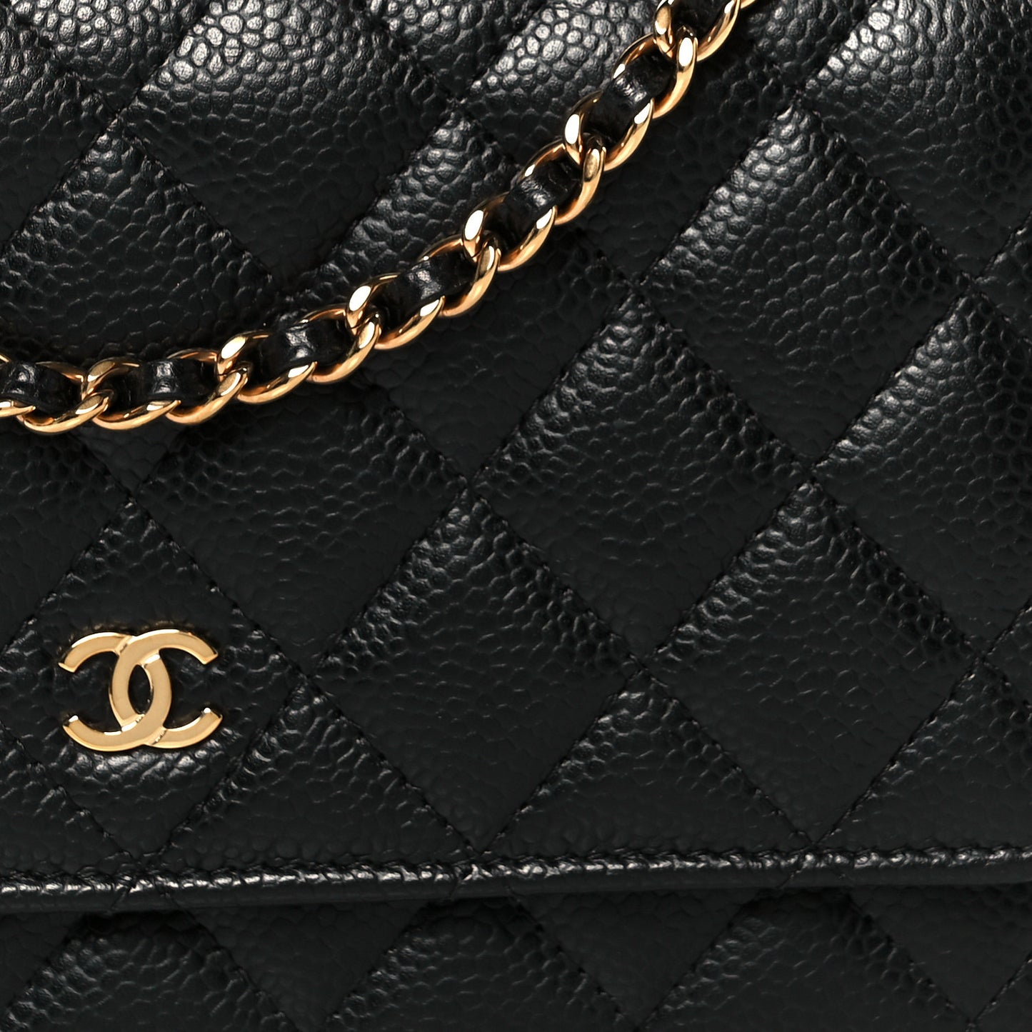 Caviar Quilted Wallet On Chain WOC Black