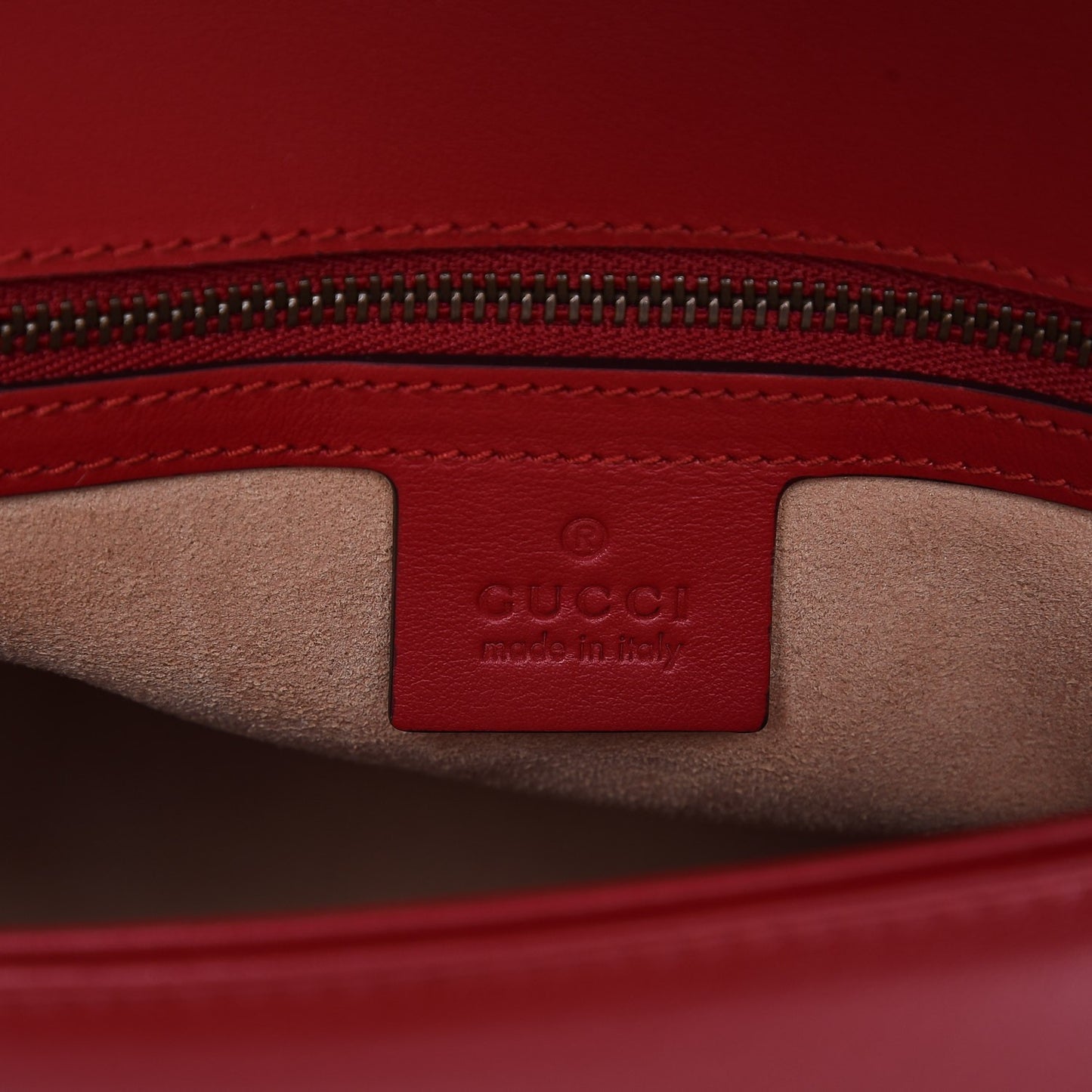 Calfskin Matelasse Small GG Marmont Top Handle Shoulder Bag Hibiscus Red