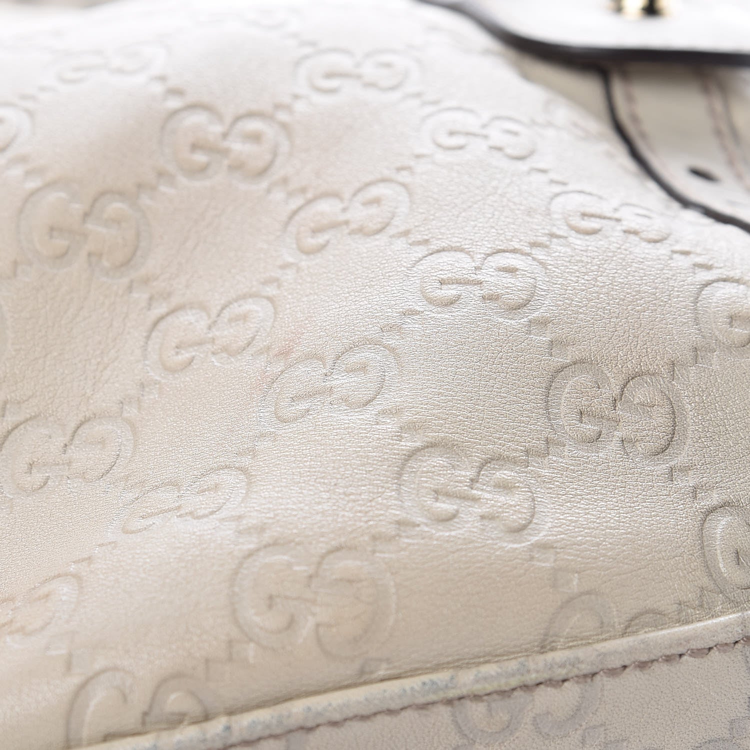 Gucci Guccissima Small Pelham Shoulder Bag Off White 15 of 15