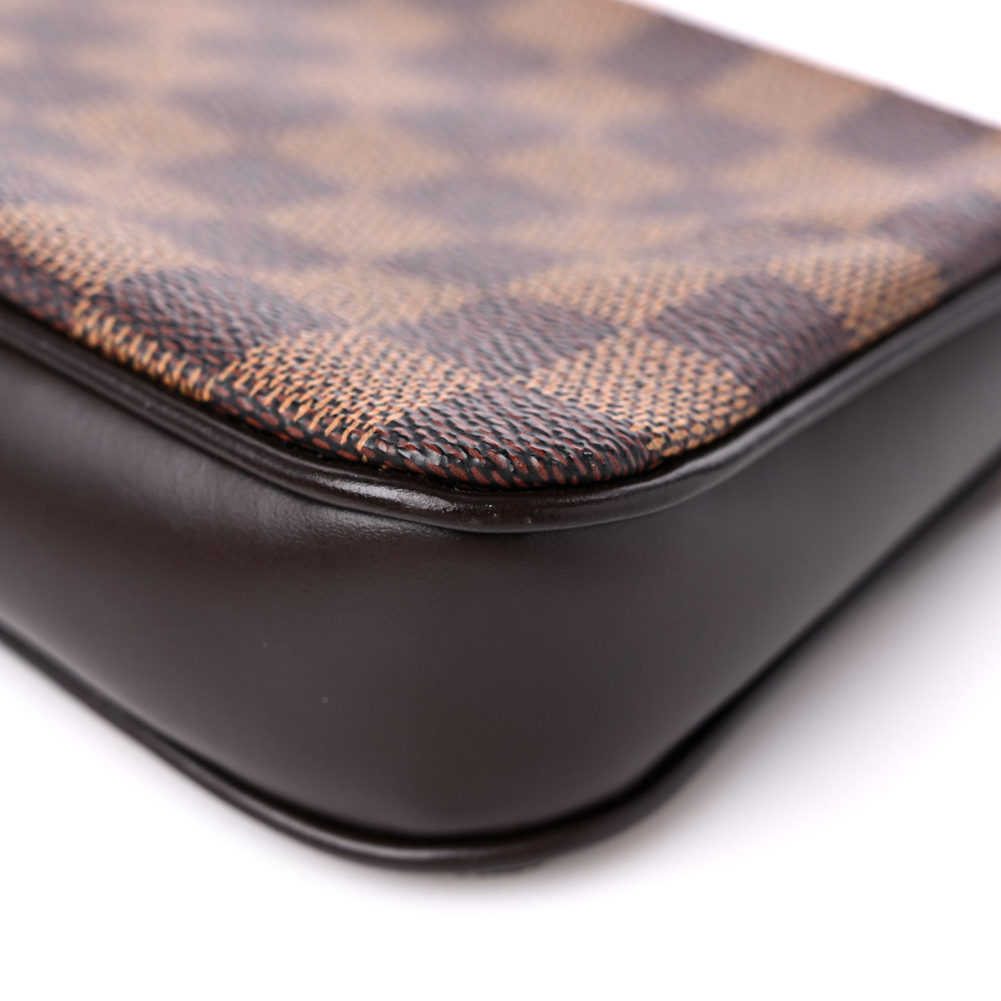 Damier Ebene Navona Pochette Accessories