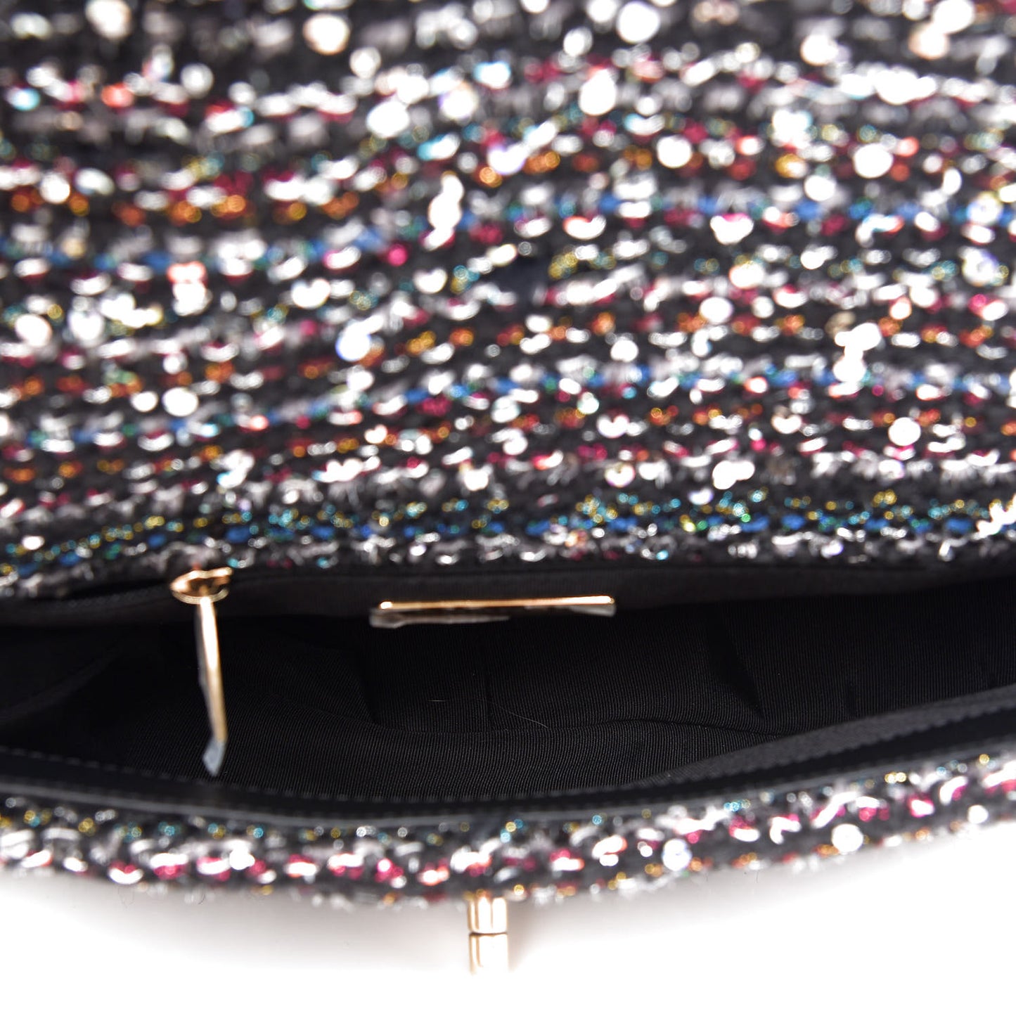 Tweed Sequin Quilted Medium Chanel 19 Flap Black Multicolor