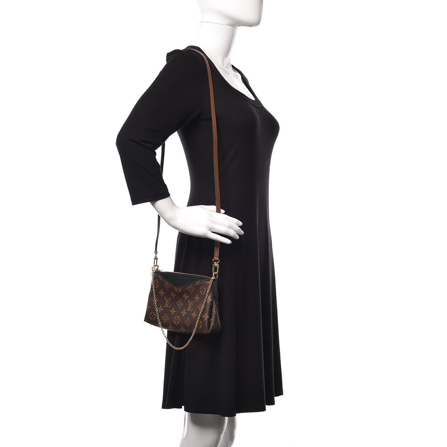 Louis Vuitton Monogram Pallas Clutch Black 2 of 11