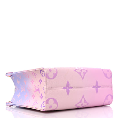 Louis Vuitton Monogram Giant Spring In The City Onthego PM Sunrise Pastel 4 of 8