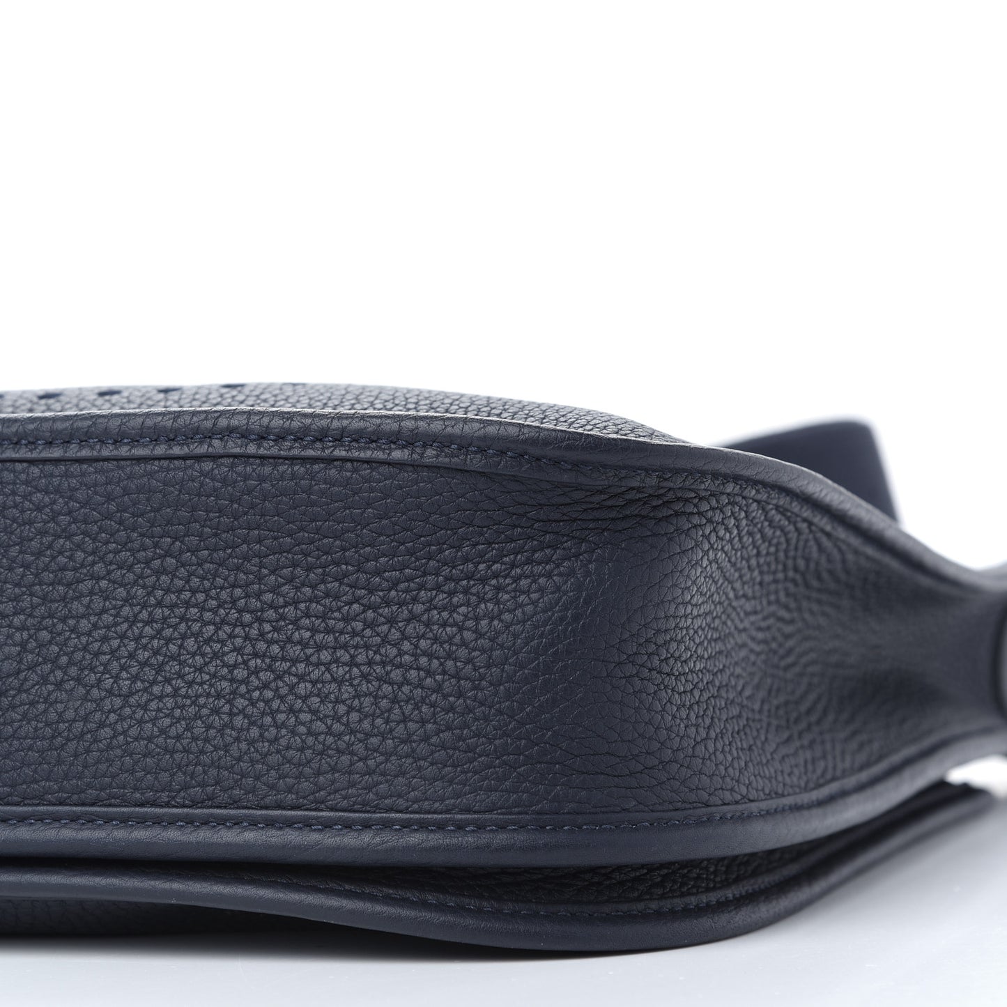 Taurillon Clemence Evelyne III PM Bleu Nuit