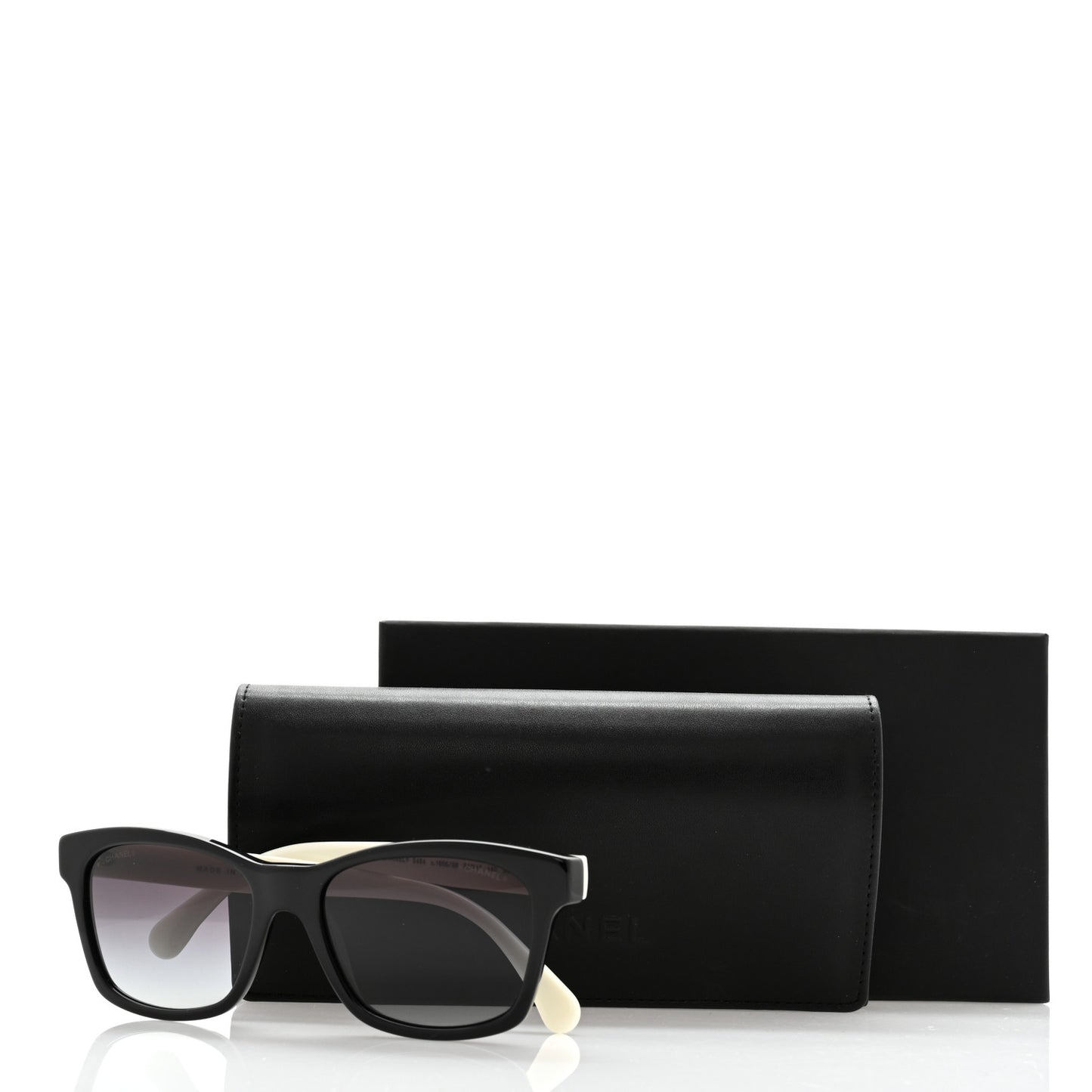 Acetate Quilted CC Square Sunglasses 5484 White Black