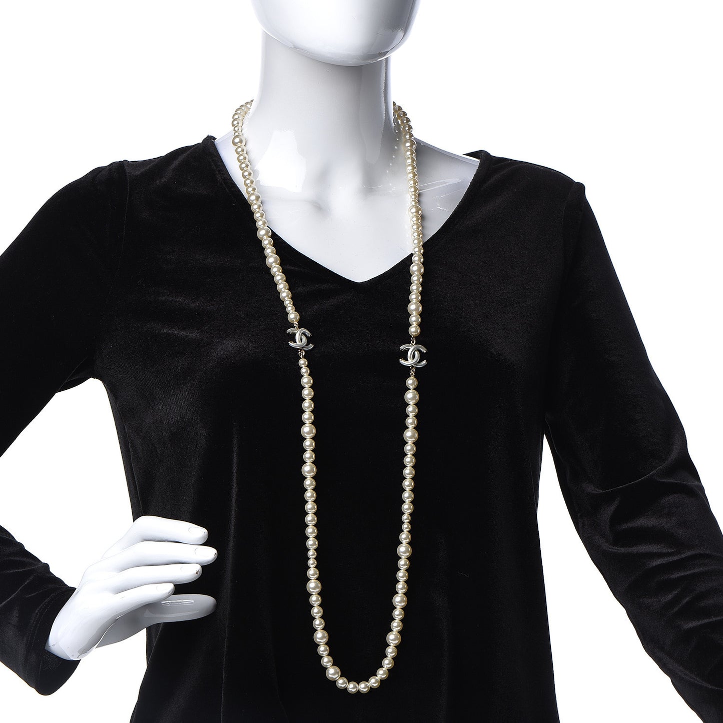 Graduated Pearl CC Long Necklace Light Gold
