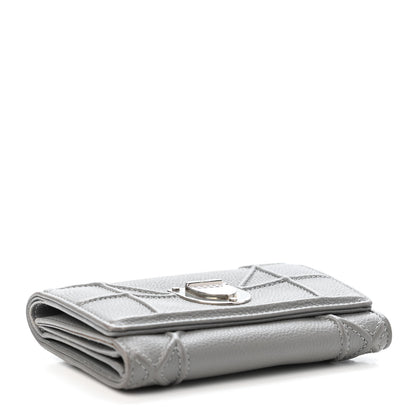 Christian Dior Grained Calfskin Cannage Diorama Elancee Wallet Grey 3 of 4