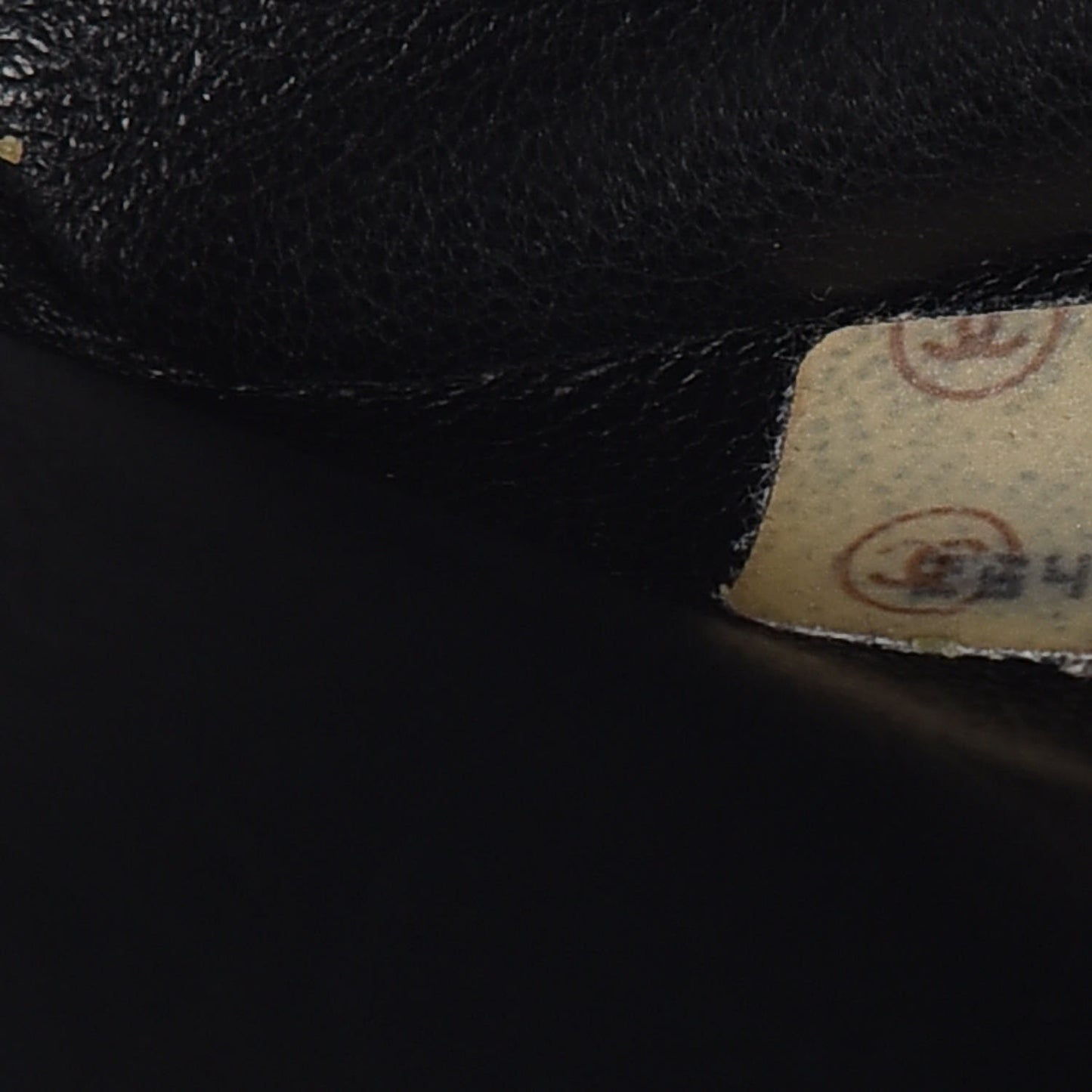 Caviar Quilted Medallion Tote Black