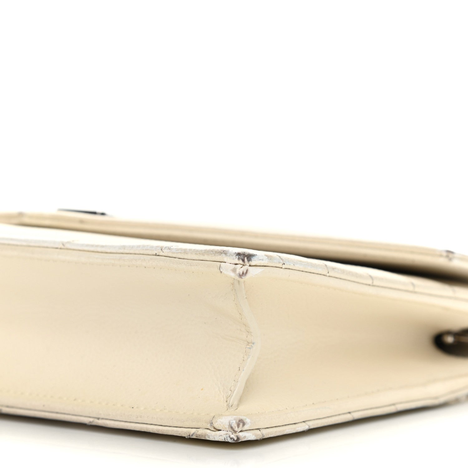 Saint Laurent Grain De Poudre Matelasse Chevron Monogram Envelope Chain Wallet Porcellana 10 of 15