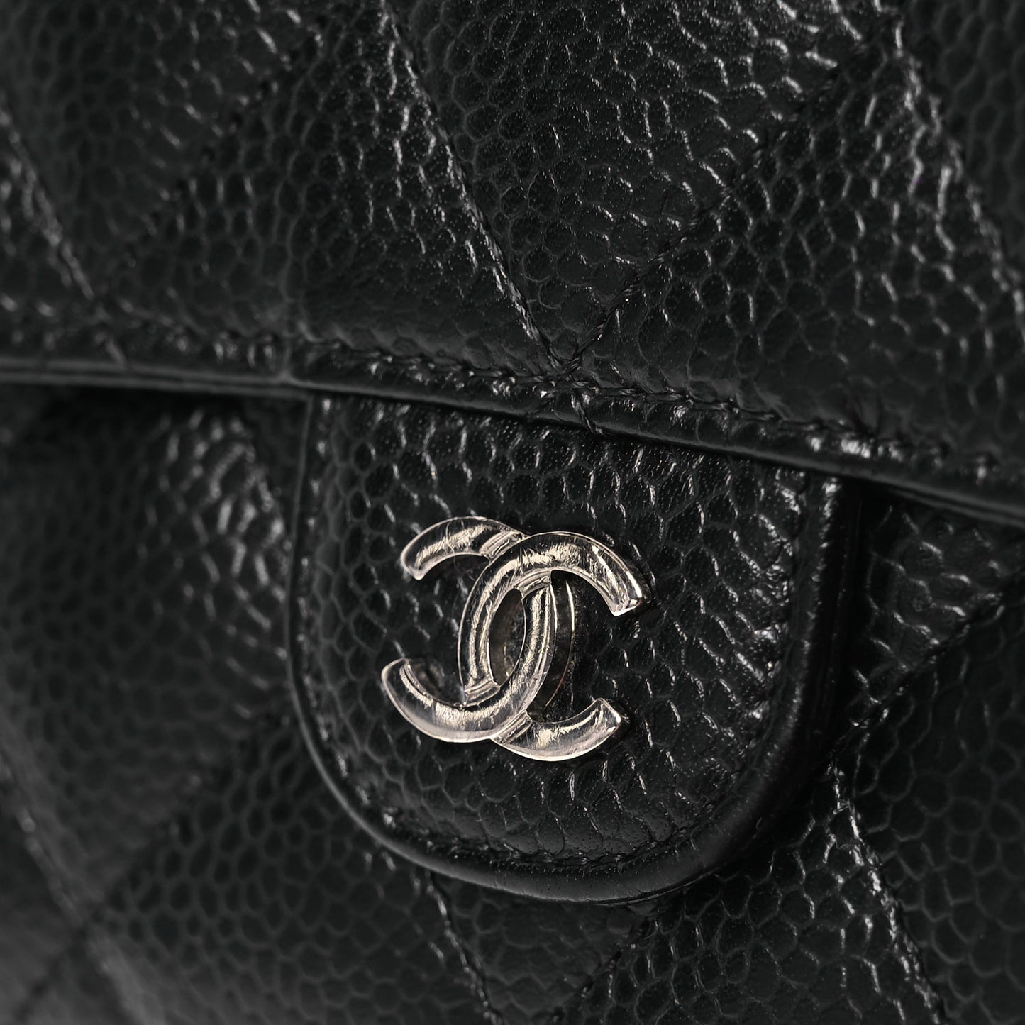 Caviar Quilted Large Gusset Flap Wallet Black