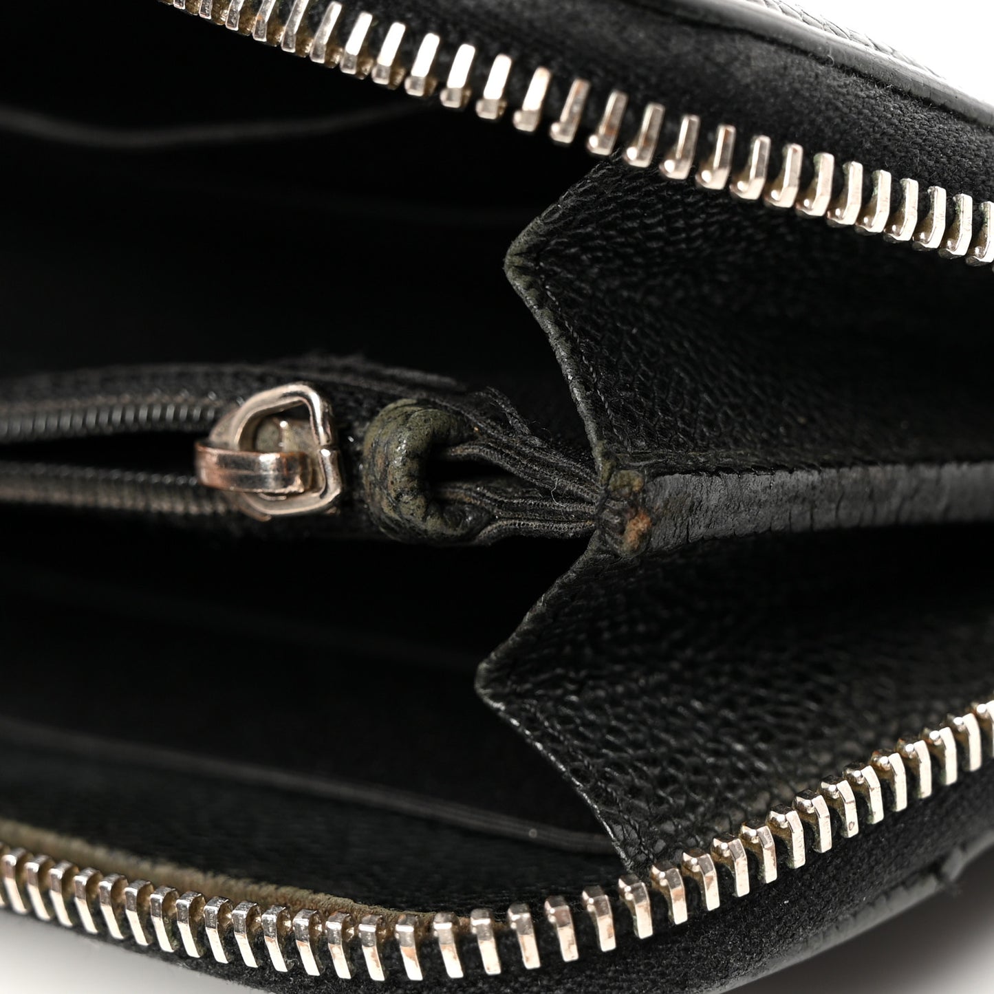 Caviar Outdoor Ligne Zip Around Wallet Black