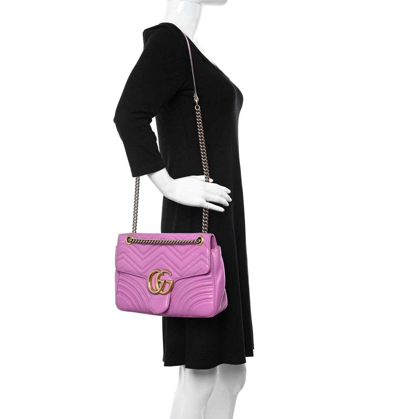 Calfskin Matelasse Medium GG Marmont Shoulder Bag Candy Mousse