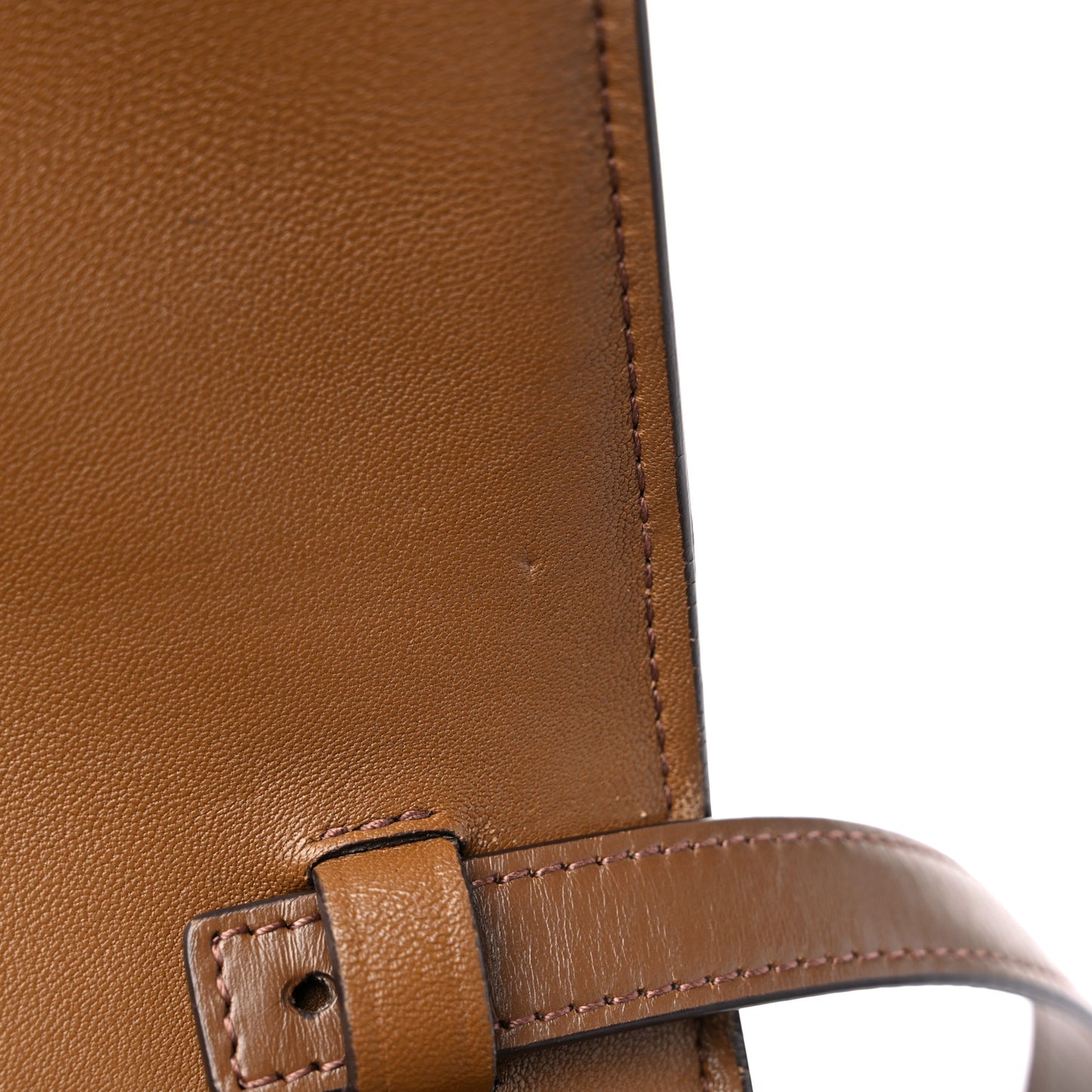 Box Calfskin Medium Classic Box Flap Bag Camel