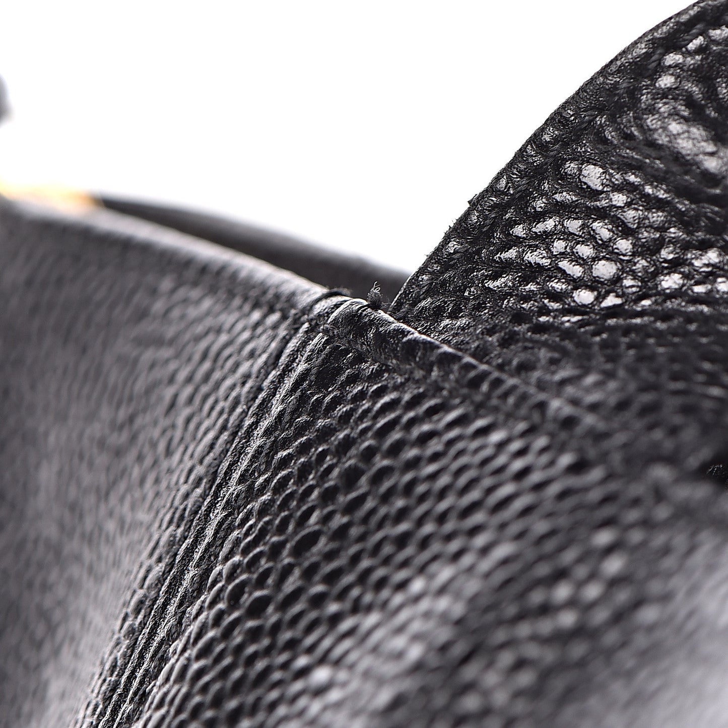 Caviar CC Tote Black