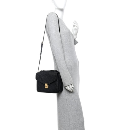 Louis Vuitton Empreinte Pochette Metis Black 2 of 9