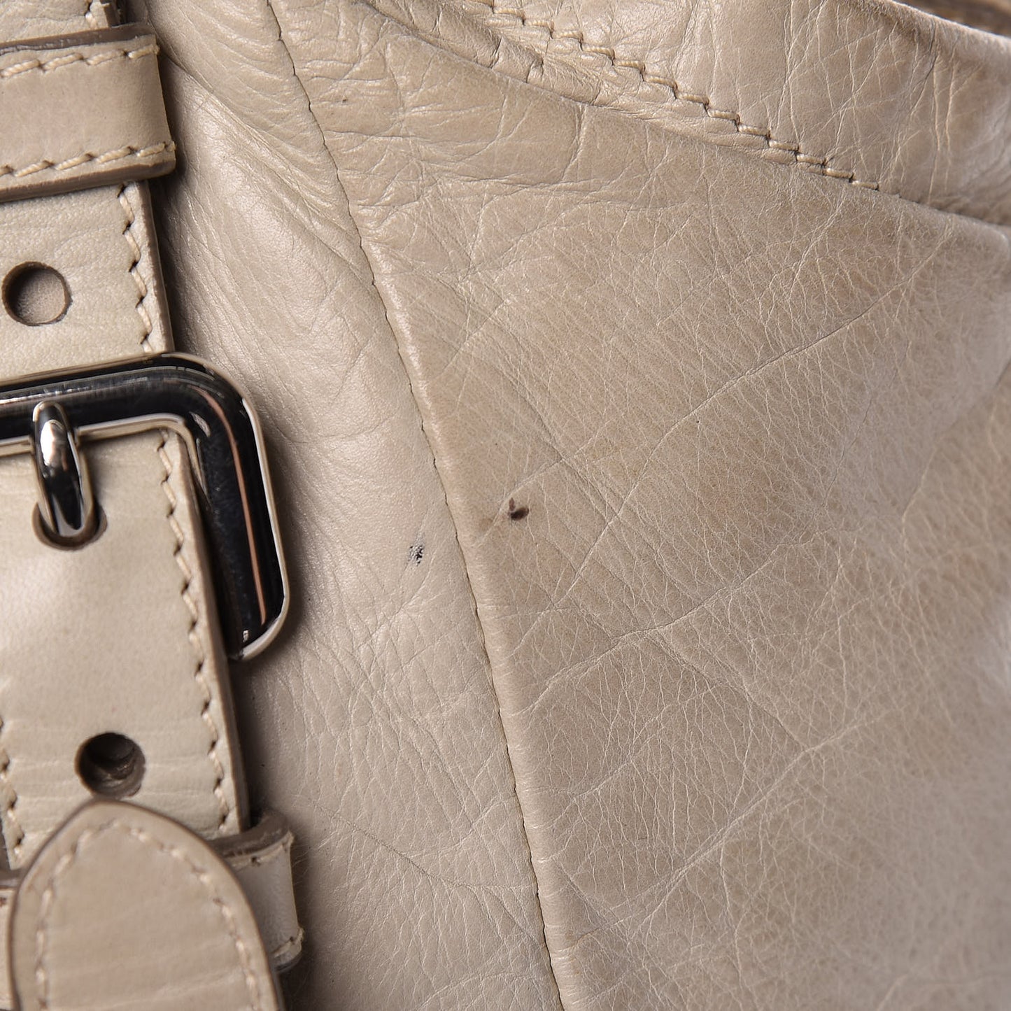 Vitello Shine Tote Ivory