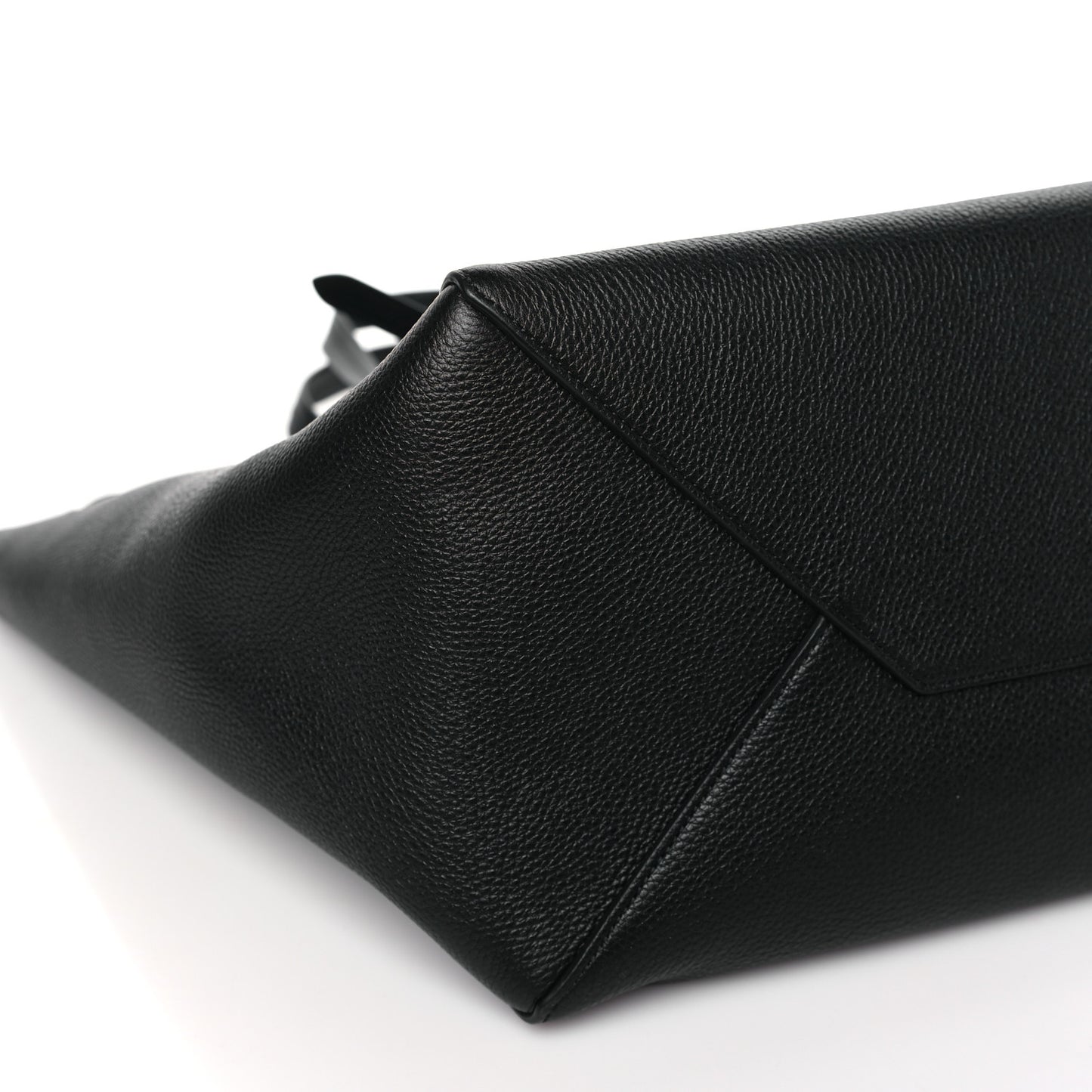 Soft Grained Calfskin Small Belt Cabas Phantom Black
