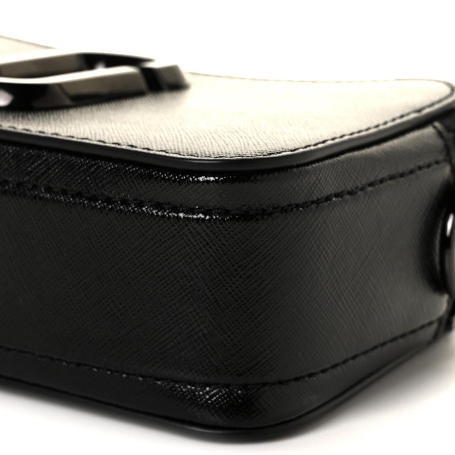 Marc Jacobs Saffiano Small Snapshot Camera Bag Black 7 of 7