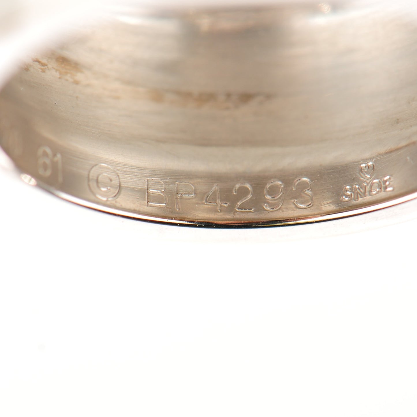 18K White Gold 12mm Wide LOVE Ring 61 10